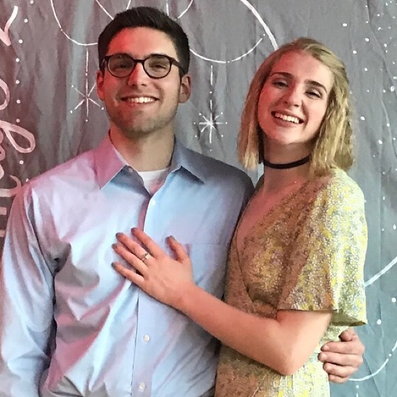 Meet your Posher, Nell - Picture 1 of 1